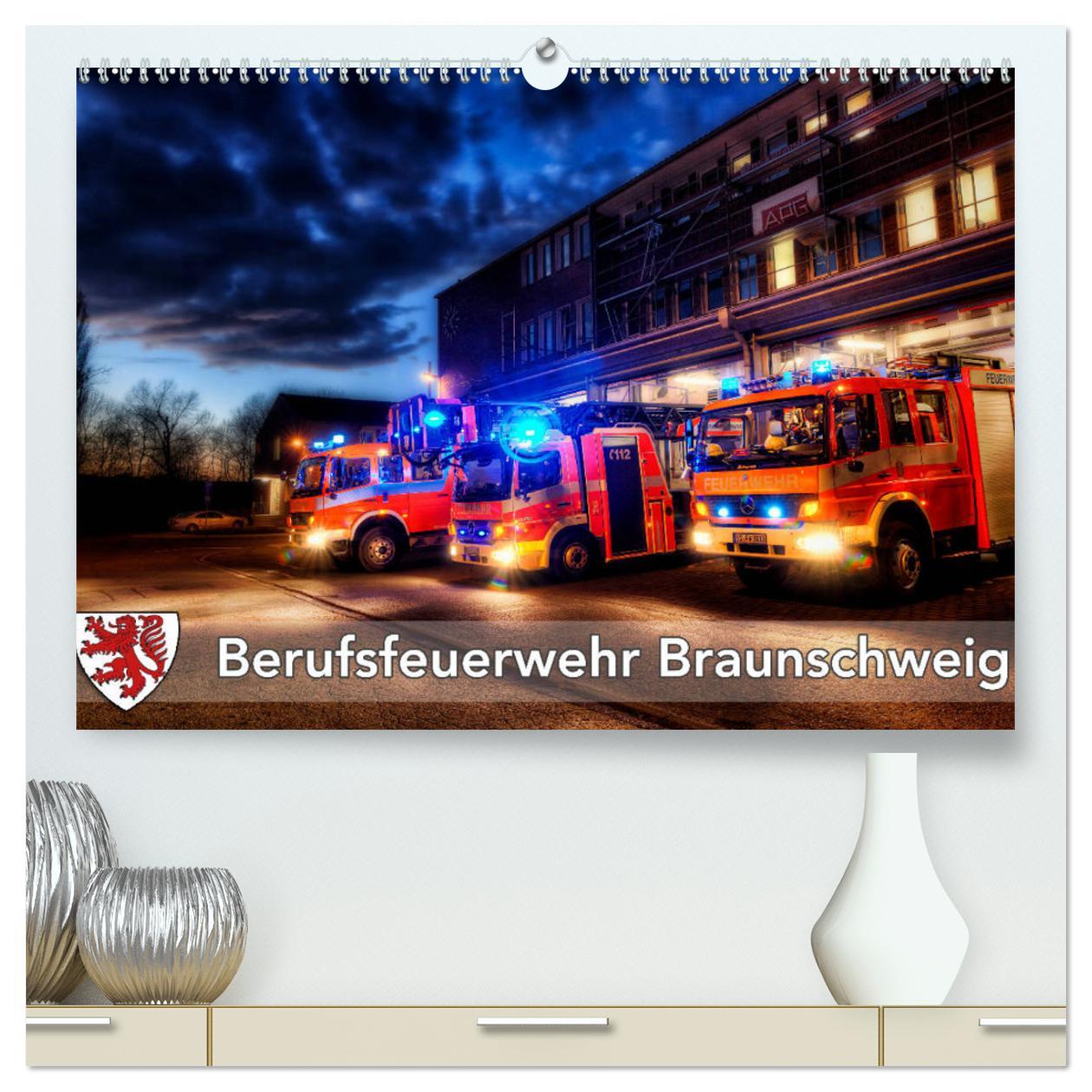 Berufsfeuerwehr Braunschweig (hochwertiger Premium Wandkalender 2025 DIN A2 quer), Kunstdruck in Hochglanz