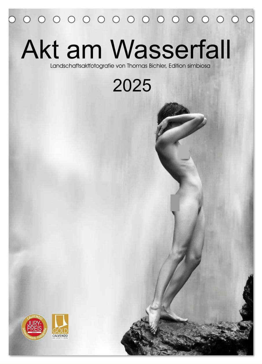 Akt am Wasserfall (Tischkalender 2025 DIN A5 hoch), CALVENDO Monatskalender