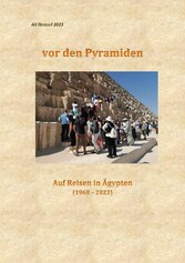 Vor den Pyramiden